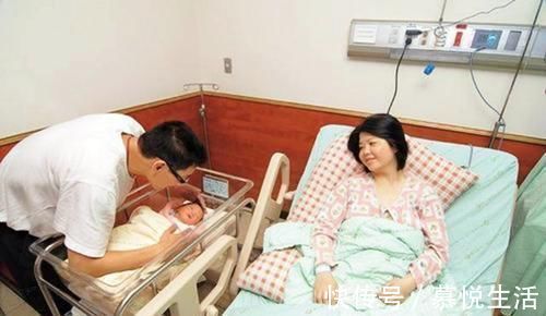 小洁|选择丈夫陪产的宝妈，如今过得怎样？满满全是心酸，和想象不一样
