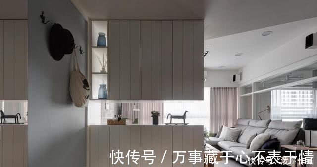 沙发墙|她家一进门设隔断,沙发墙半透明,全屋空旷让人极度舒适