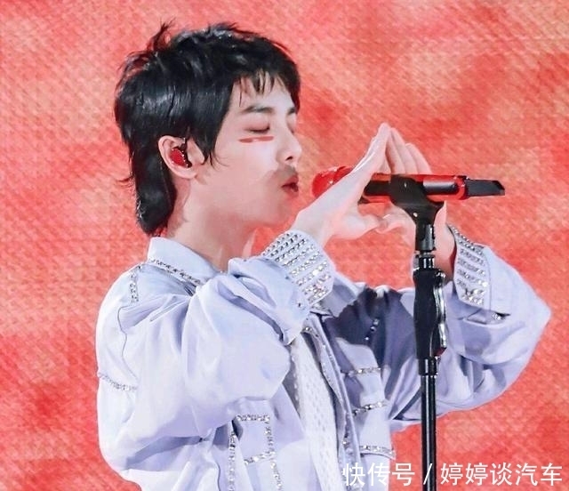 欢迎华晨宇的归来!终于等到“降临”,用音符感悟世界的灵魂