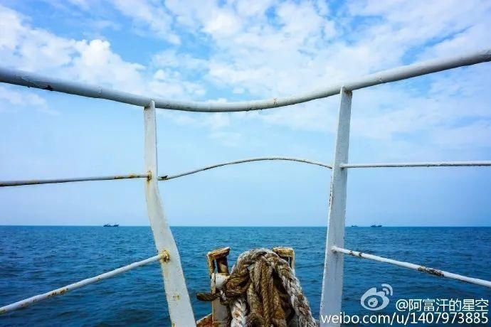 江海相依、城水相融、人水相亲,这条海岸线,值得你爆灯!