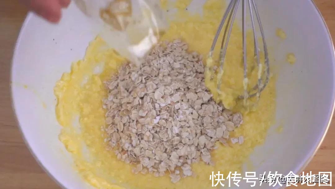 揭秘!燕麦消化饼的做法!和买的一样,酥酥软软,好吃到脑昏昏