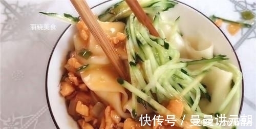 圆饼|吃了30年面食,只服这传统做法,简单好吃又解馋,给肉都不会换