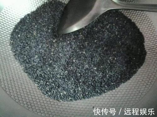 5种粉末效果惊人，老花匠都爱用，撒盆里不黄叶，狂开花！