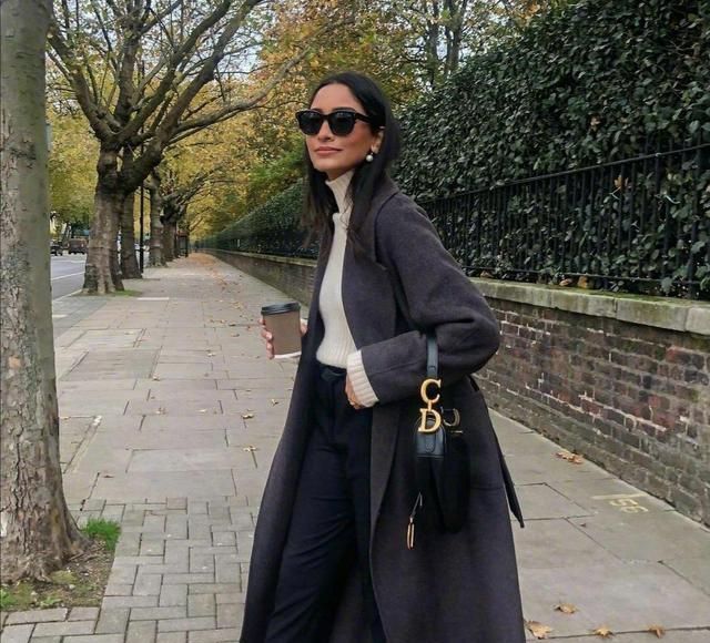 显贵|大衣外套里面搭配什么内搭?立马入手这四款,简约保暖又显贵气