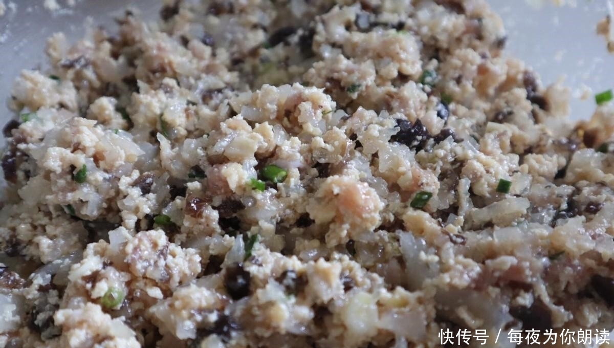 这样做馅饼不仅好吃，还简单易操作，馅料满满