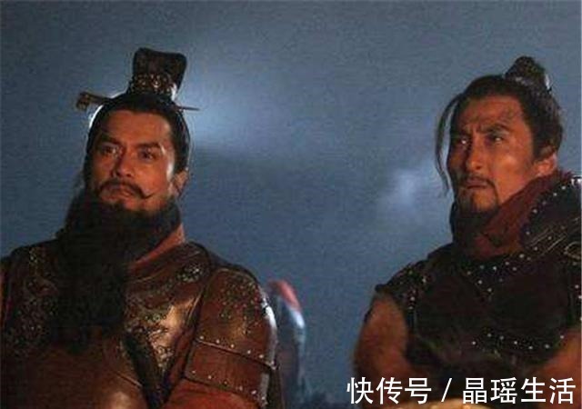 林冲#水浒第一高手,在梁山中威望却不高,原来被宋江拉来压制林冲的