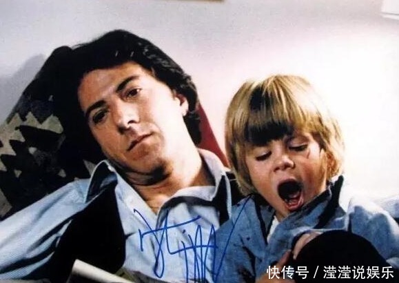 女孩|11岁女孩是4个孩子的“妈”,经常一个人无故哭泣我只是个孩子