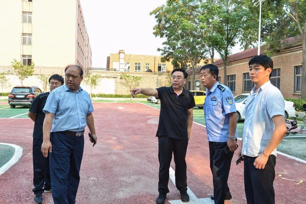 县委书记张敏周督导检查县城建设"百日会战"进展情况