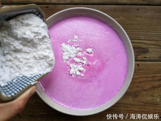 冰淇淋|一个火龙果,一盒牛奶,搅一搅切一切,入口即化,比冰淇淋好吃