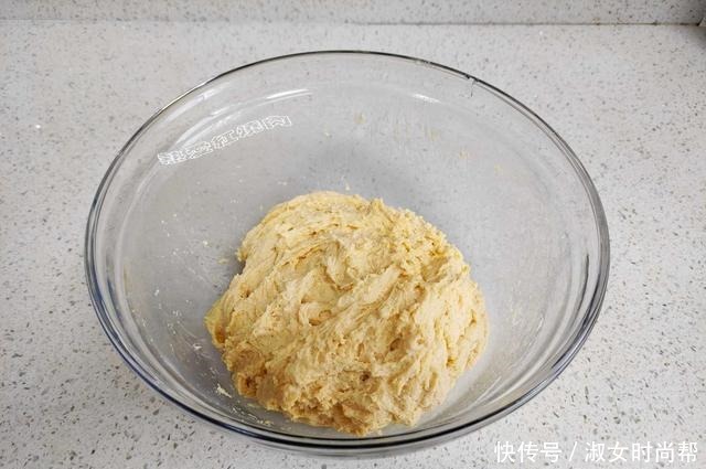 口感|从小就爱吃的大发糕,组织蓬松口感好,照着做保你内部不发粘!