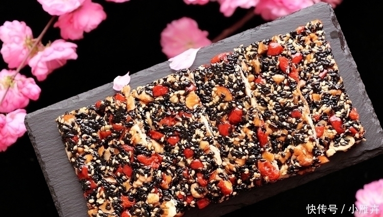 赤砂糖|它是“穷人的阿胶”,一斤十几块钱,隔三差五吃,气血两旺显年轻