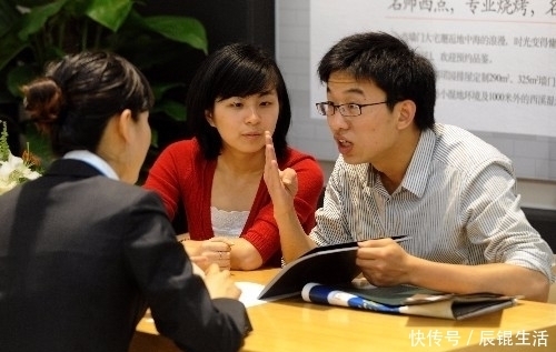 高层|买房时，买电梯房好还是楼梯房好？听听过来人怎么说！