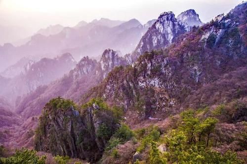 于洛阳栾川|伏牛山上不止有老君山，还有这几个景区也都是5A级