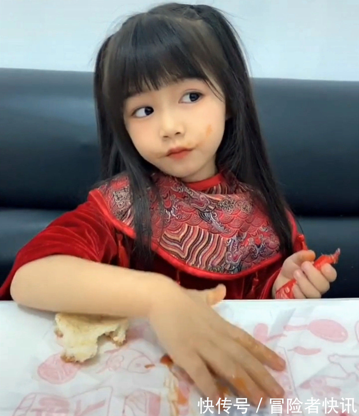 记录|跌落人间的“失声天使”,母亲用视频记录成长,网友:再生一个吧