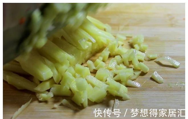 年夜饭|西兰花和这菜一起做，清口味美，一大盘都不够吃，收藏过年用得上