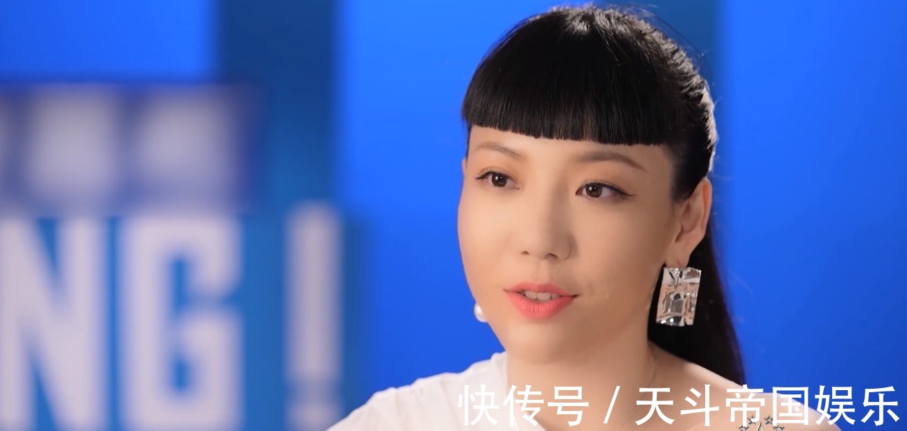 吴莫愁|《好声音2021》最圈粉的导师,亲自给学员端蛋糕,起到了桥梁作用