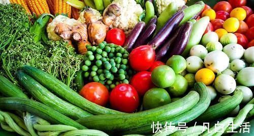 皮脂腺|美丽秀发需要精心护理,还需要补充5种营养素,发质好,更健康