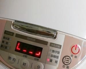 没有电动打蛋器也可以做的电饭锅蛋糕