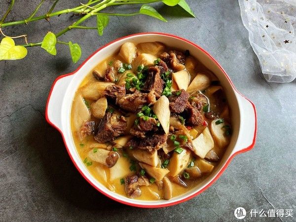 明日冬至，这2样菜一起炖一锅，鲜香滋补又美味，暖身补气不怕冷