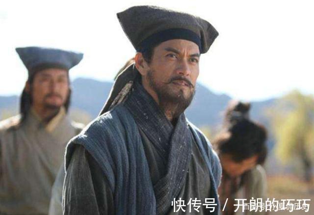 宋江#梁山的战力天花板，武艺高强却只能低头做人，被宋江拿来压制林冲