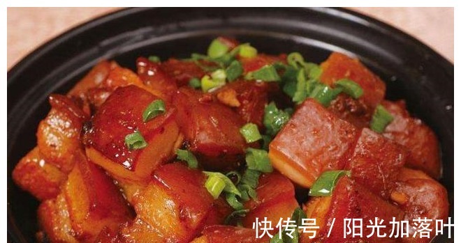 五花肉|红烧肉的最新做法，只需3步，入口爽滑香而不腻，越吃越想吃！