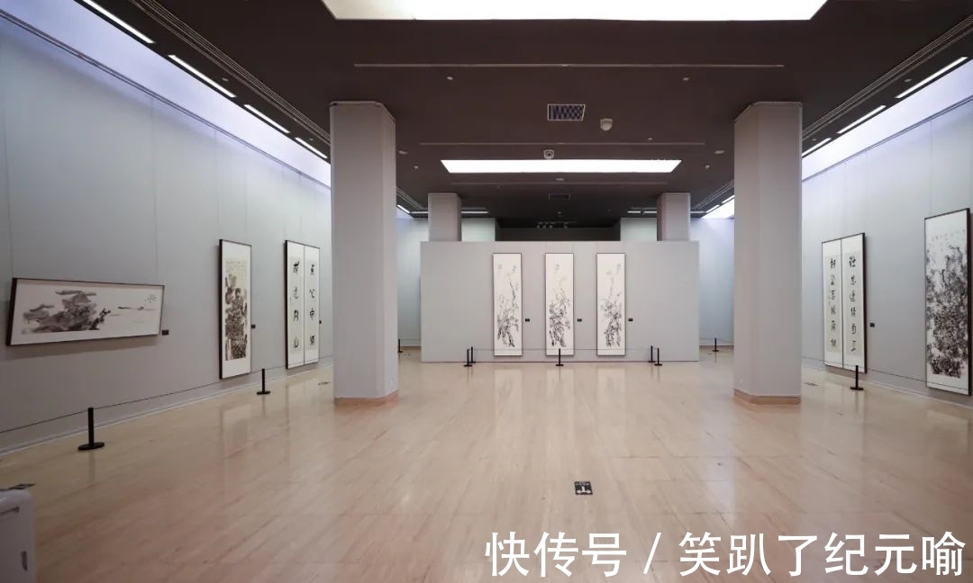 艺术家@“云中相知——刘云泉书画作品展”在中国美术馆开幕