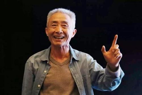 文人|网红教授为挣钱四处演讲，网友称其无文人风骨，背后真相令人动容