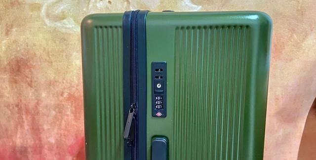 拉杆|锦囊行李箱有多能装？我想要的统统带走