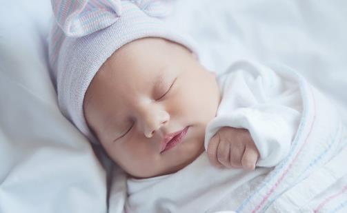 准妈妈|14年过去,原本身体巴掌大“世界最小宝宝”,如今颜值高到认不出