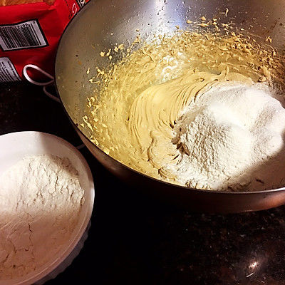 榛果巧克力熔岩软饼