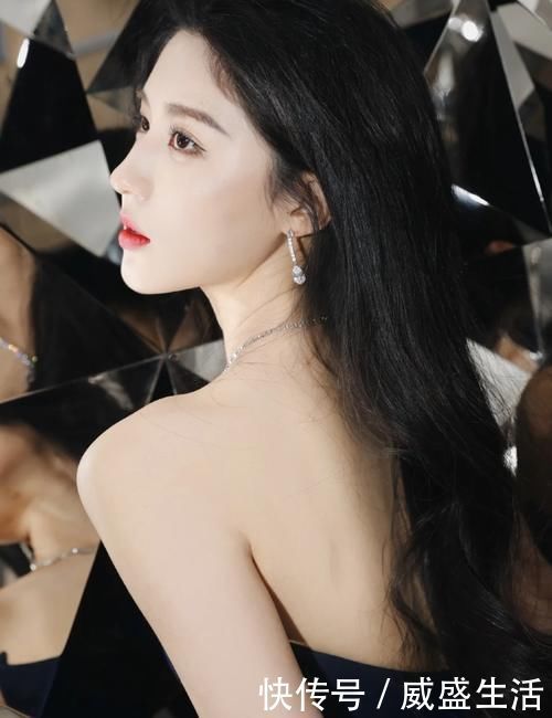 防晒|掌握好这几个美白小技巧,摆脱“蜡黄脸”,增白几个度不是梦!