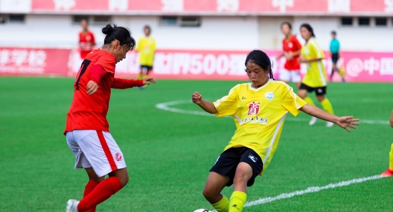 突破|3-0！中国女足最新比赛，角球破门真功夫，突破劲射更精彩