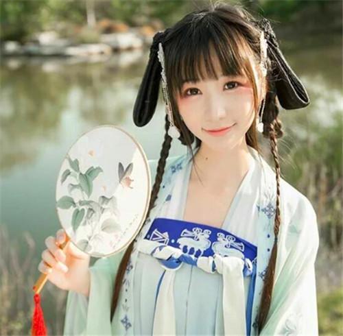 发胶 古代女子发型多样,但没发胶是如何定型的?不得不佩服古人的智慧