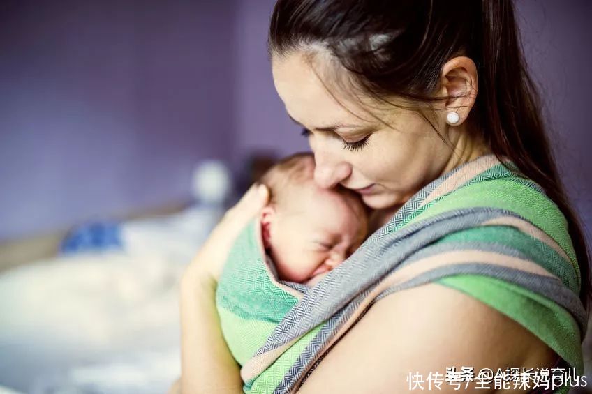 谨记|孙子翻身掉床，奶奶一个动作令娃永远离开：摔倒谨记“黄金3步”