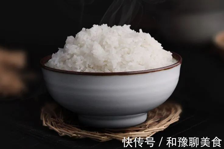豌豆|米饭新做法,营养是粥的10倍,比牛奶还补钙,宝宝爱吃一粒都不剩