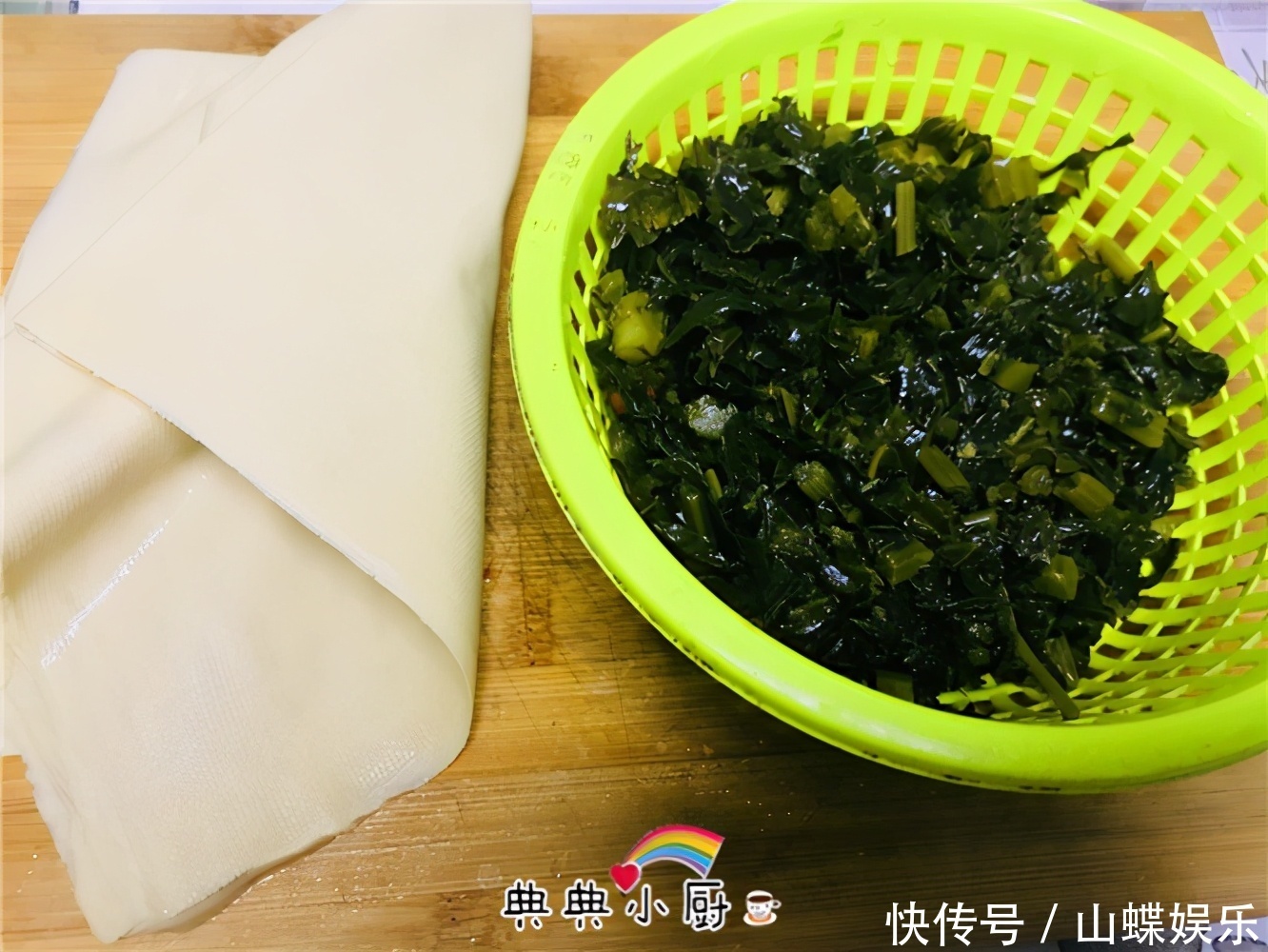 没胃口的时候,家常咸菜炒一炒,端上桌大家都抢着吃