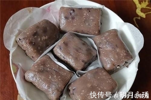 补血|天然补血剂被发现,阿胶都不如它,隔三差五吃,白里透红气血足!