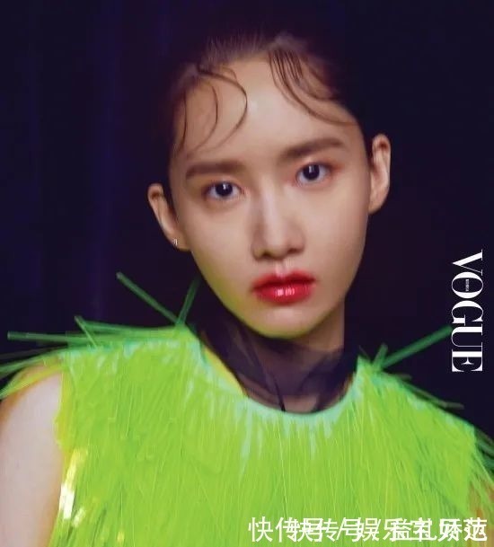 淡颜系|双眼皮、一字眉已经过时了,现在的美女标准是这样……