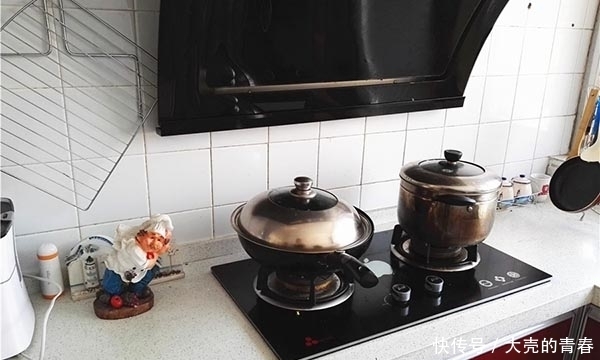 不抽烟不喝酒,为什么也会得肺癌?肺癌和哪些因素有关?