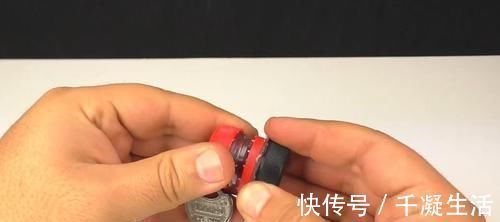 塑料瓶盖别扔了, 简单改造一下, 放在家里有大用处, 看完赶紧试试