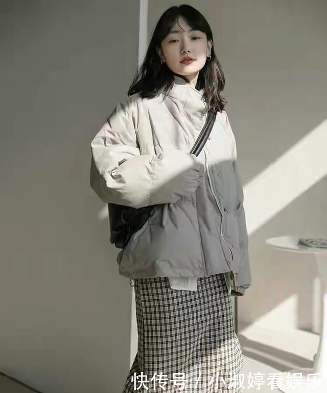 流行|冬季标配,羽绒服!今年流行穿短不穿长,穿亮不穿暗
