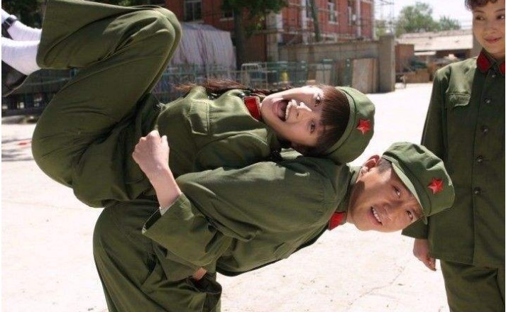 邓超|2005年,离开同居三年的郝蕾后,邓超为什么最终娶了孙俪