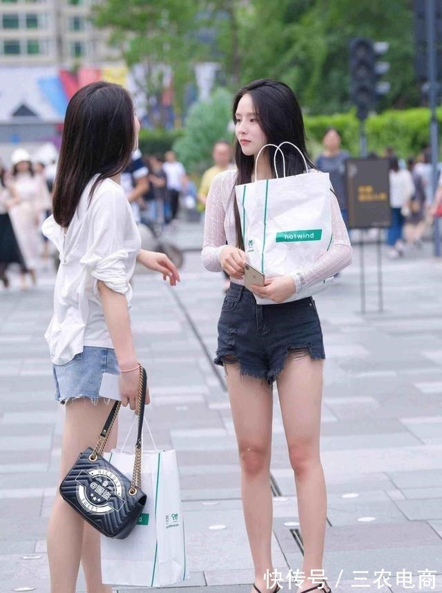 可爱","m":"72a6a6c1a74b80eaa4d0c6dee4698338bb563b96","nlabel":"stat_3044359094:zm.news.so.com:6Zeo5o6p5qKo6Iqx,pageType_zmt,glevel_3","ntag":"tfashion;sfashion_时尚;call_P:全类:时尚:美女;cfashion_P:全类:时尚:美女;y1:时