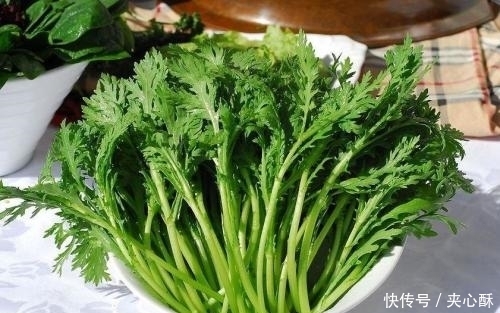 甩掉|女性不想老太快,常吃此菜,雀斑没了,甩掉大肚腩,越来越年轻