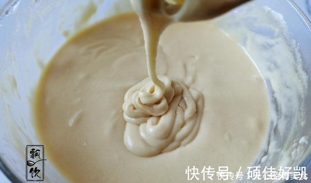 中老年人|别只会做老蛋糕，这蛋糕比老蛋糕香多了，做法不难，纯甜蜜享受