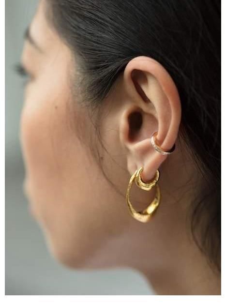 手镯|皇室最喜爱的珠宝设计师，详细描述了凯特王妃“带货”的力量