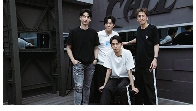 林志炫|披荆斩棘的哥哥:林志炫父母式的“爱”让李响窒息,瑞奇幸运有个好队长