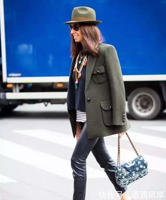 kitten|小白鞋、细高跟都out了？现在火的是这双！