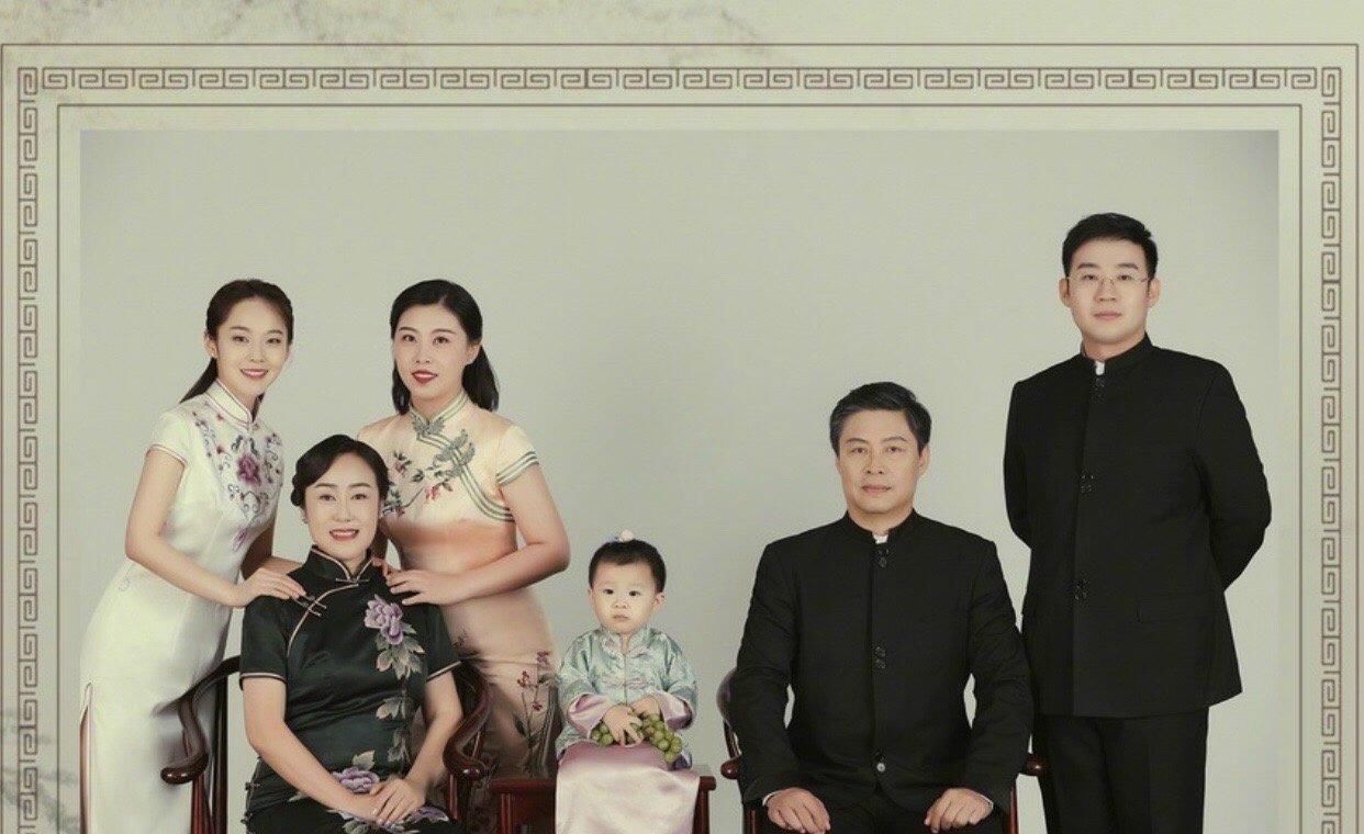 张佳宁和妹妹同为父母再婚,表现却截然不同,“温实初”一语道破