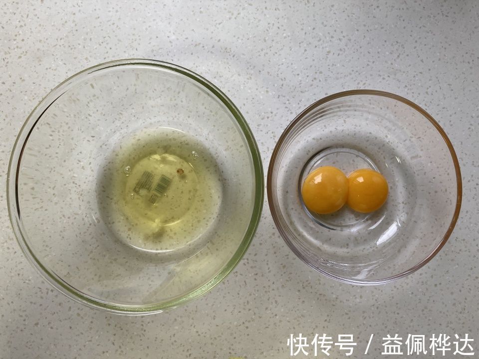 小饼|最近孩子迷上了这小饼,不加一滴水不加一滴油,酥脆可口,太香了